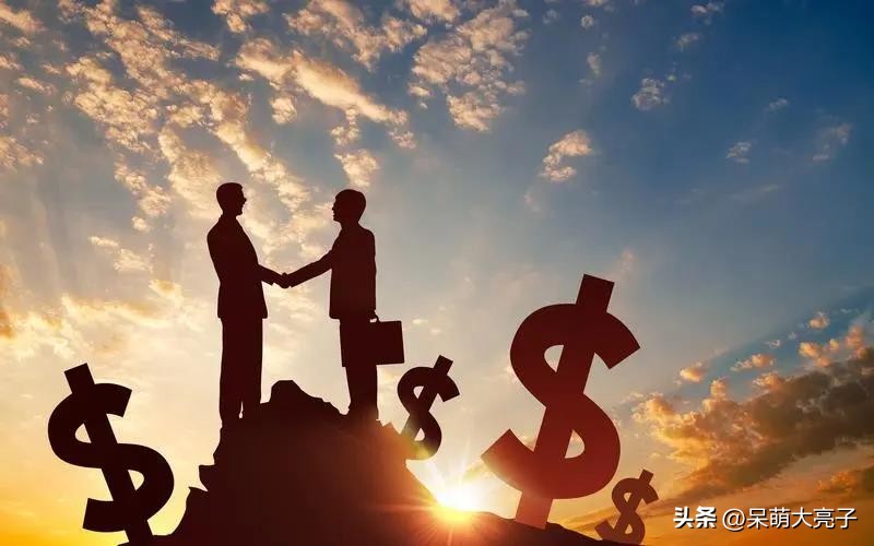 发现借来的微信里有“巨款”女子春节前“铆劲花”终露馅