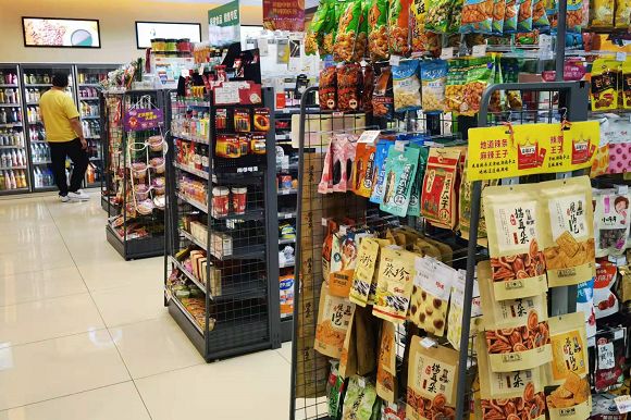 夫妻开餐饮店的流程步骤,夫妻开便利店不加盟需要投资多少