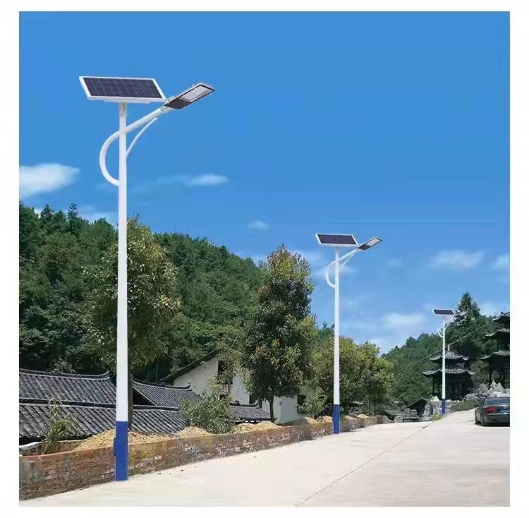 太阳能路灯多少钱一个,六米太阳能路灯报价多少钱