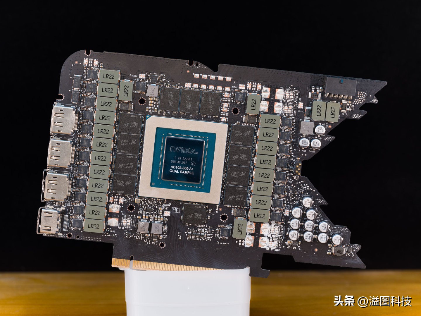 rtx4090赛博朋克顶级画质下怎样,rtx4090游戏性能