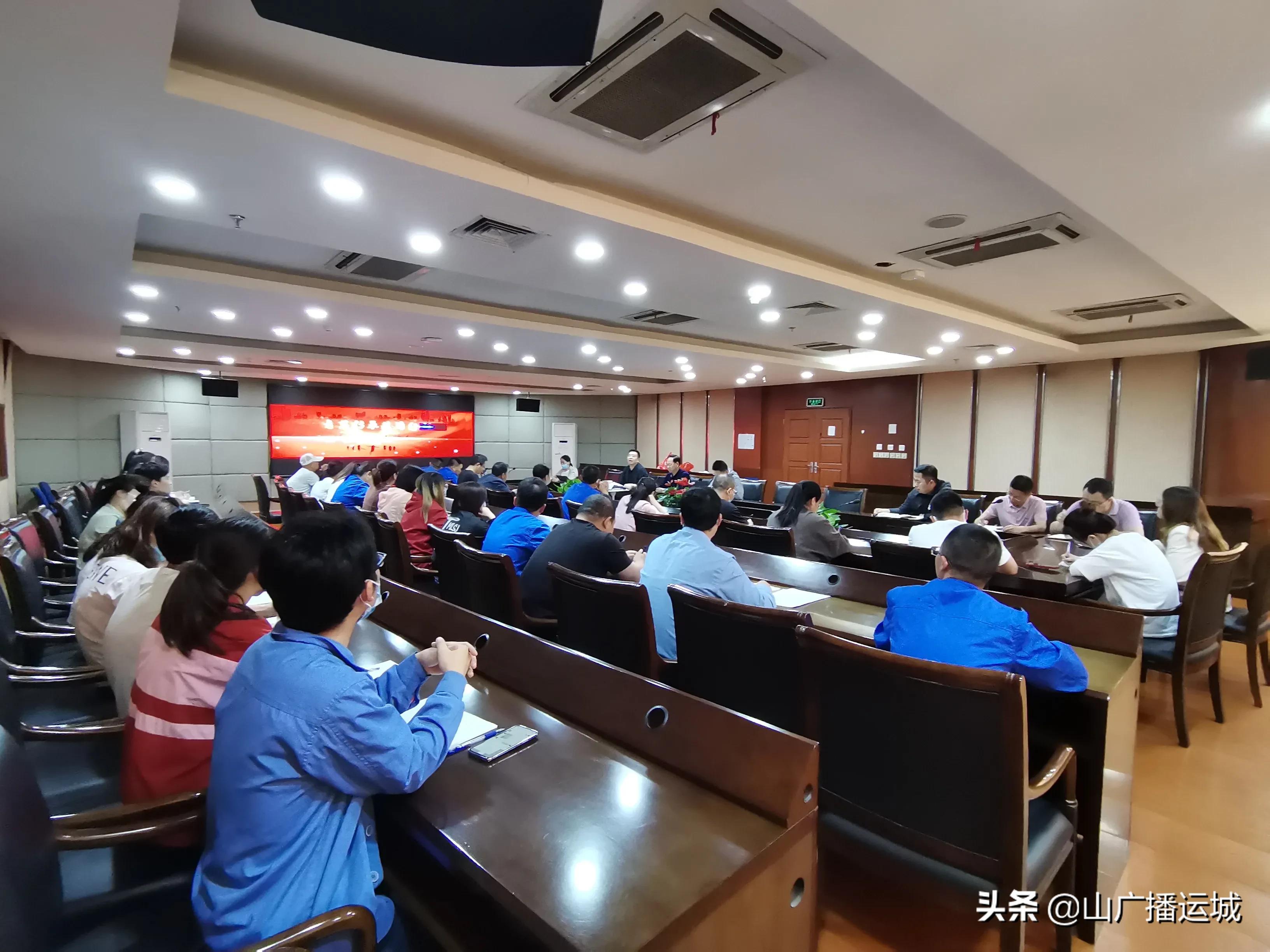 传承精神续写荣光亚宝药业风陵渡工业园举办专家师带徒拜师仪式