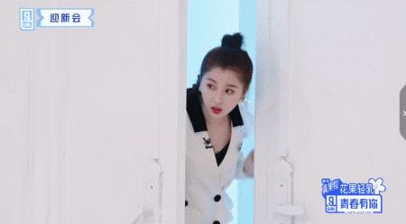 “一丝不挂”还不害臊，娱乐圈为艺术献身的“流氓真相”藏不住了