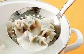 生活小窍门100个实用技巧,实用有趣省电省钱小窍门妙招姐