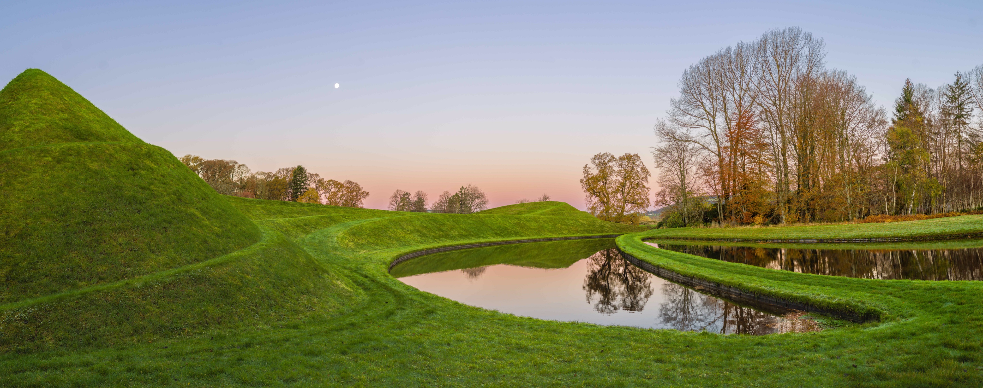 在花园中思考宇宙——詹克斯宇宙思考花园
