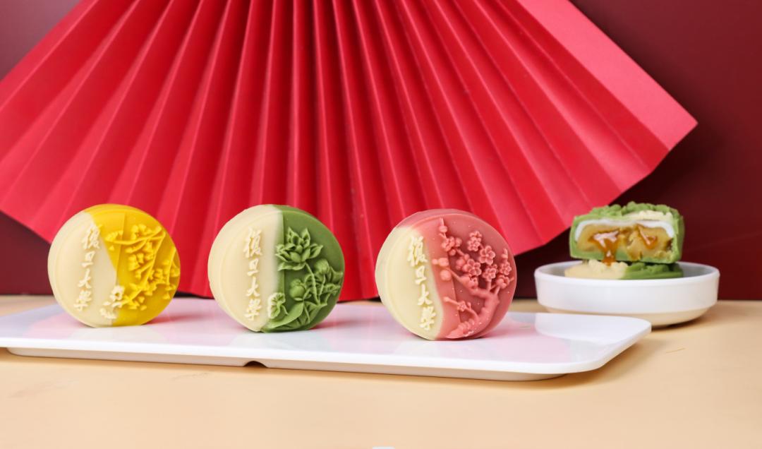 上海高校月饼新鲜出炉,上海哪个大学月饼最好吃