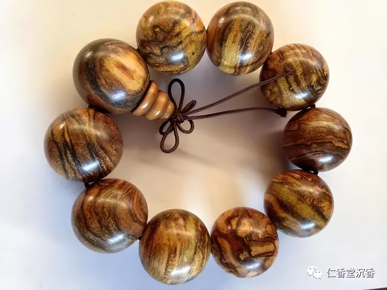 正宗沉香手串的价格多少,越南沉香手串价格表大全