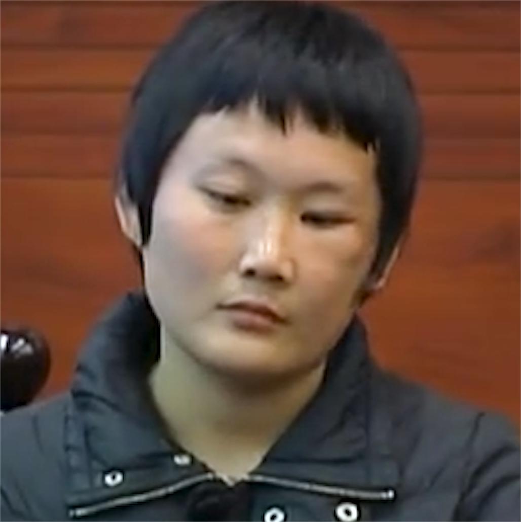 夫妻互换手机使用，丈夫发现神秘四秒视频，妻子不知视频来历