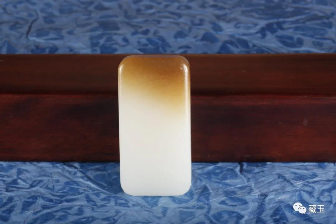 和田玉顶级山料价格表,顶级的和田玉山料是什么样的