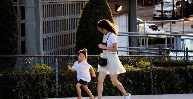 嫁了个妈宝男婆婆又特强势怎么办,婆婆太强势老公又是个妈宝男