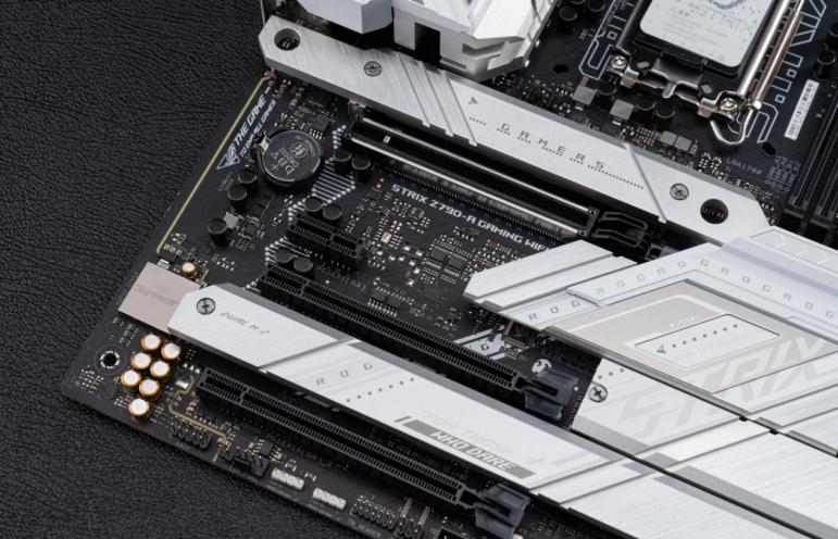 rogstrixz790-agamingwifissd,rogstrixz790-agamingwifi支持神光同步吗