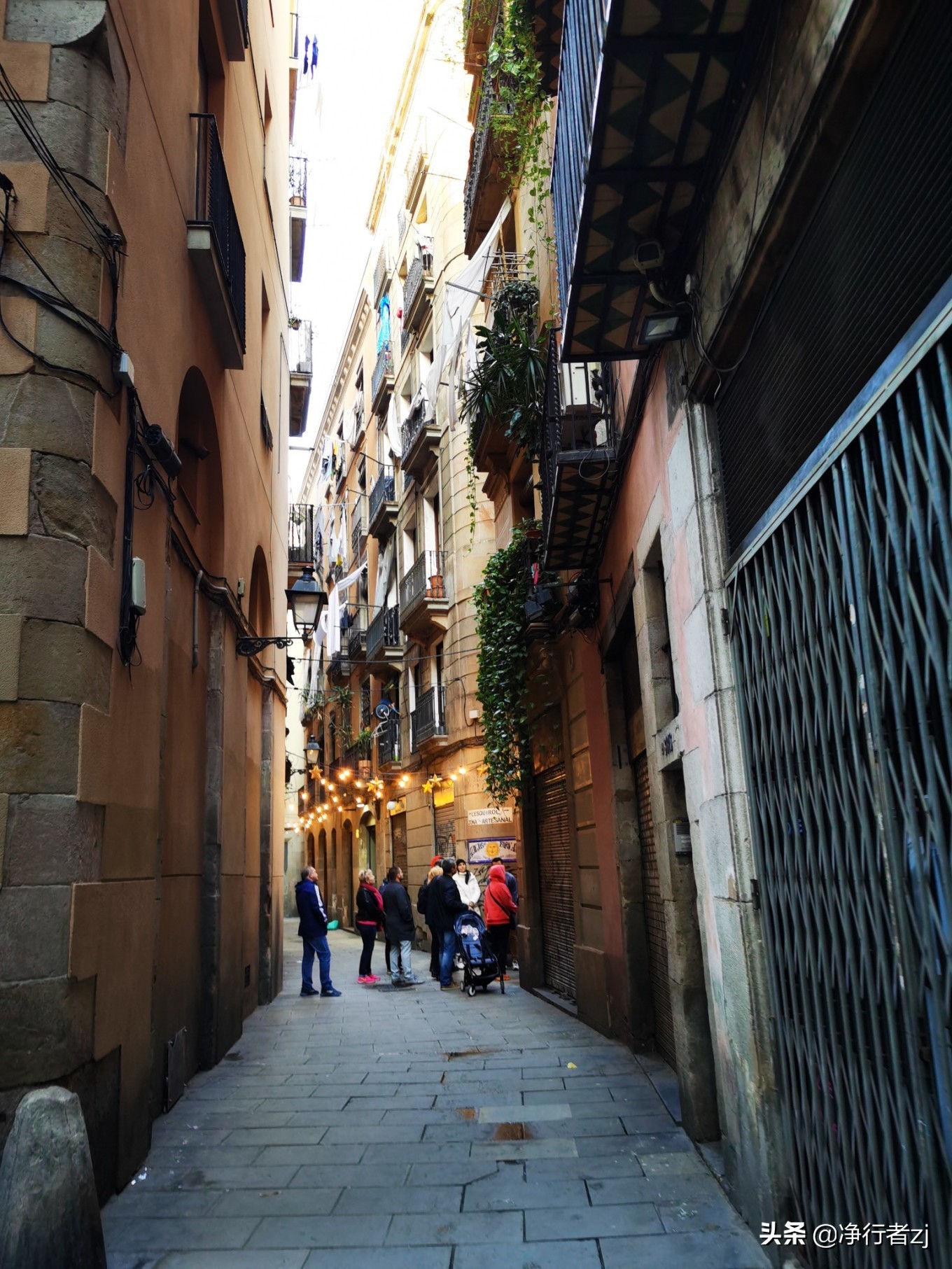 冬日暖阳拔“牙”记（34）巴塞罗那：高迪打造的欧洲之花（上）