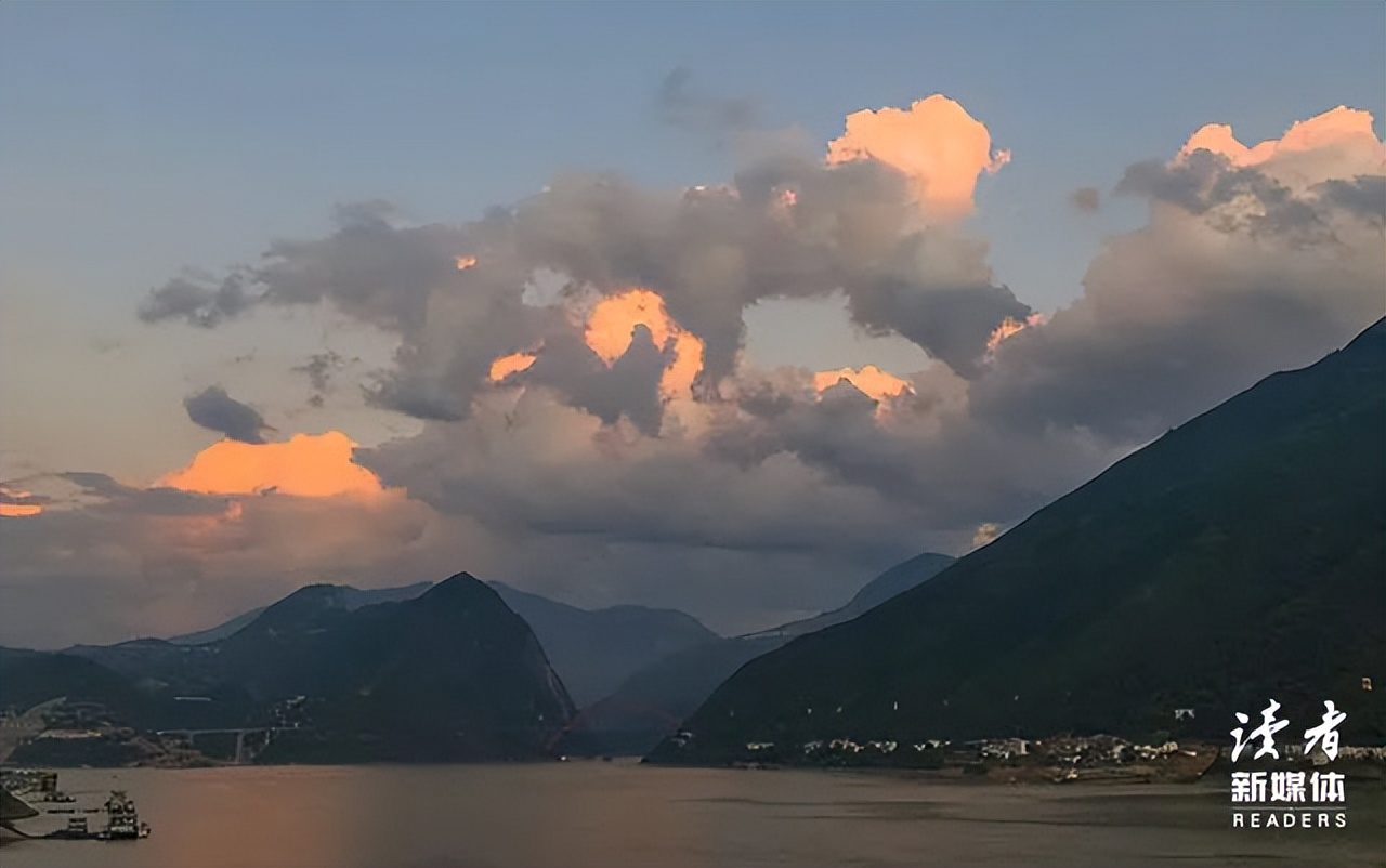 《霍乱时期的爱情》：你不优秀，喜欢谁都没用