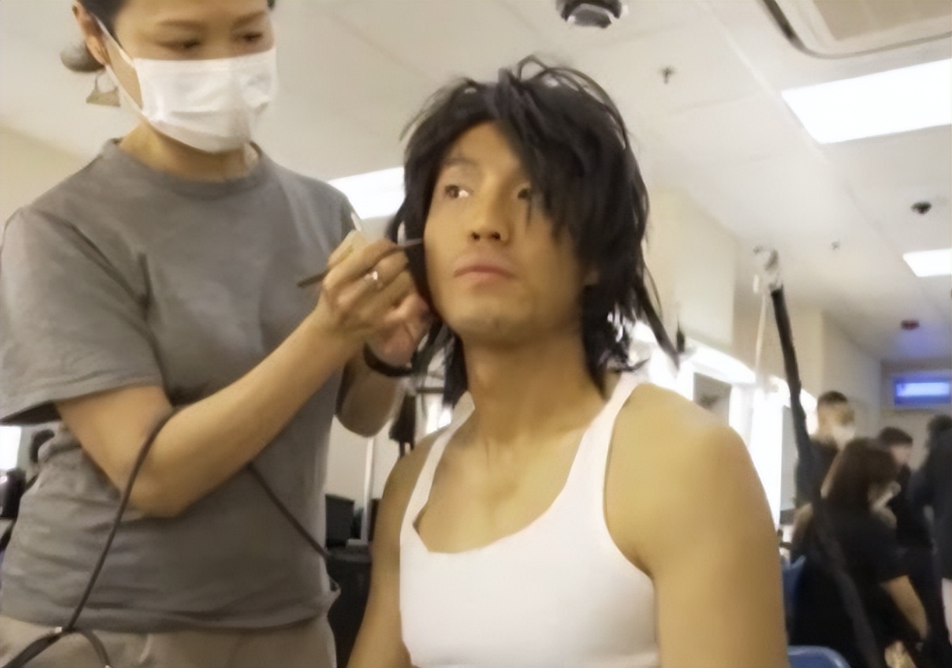 TVB小生丁子朗坦承曾叫女生看*处私**，新剧造型乞讨没人认出