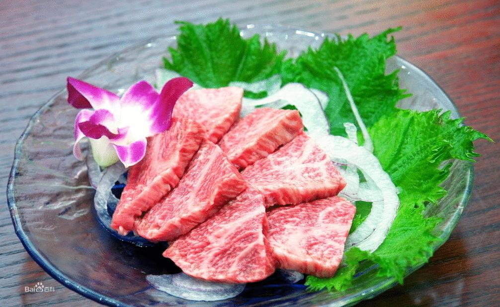 世界上最贵的羽毛,世界上最贵的羽毛一瓶水就30万