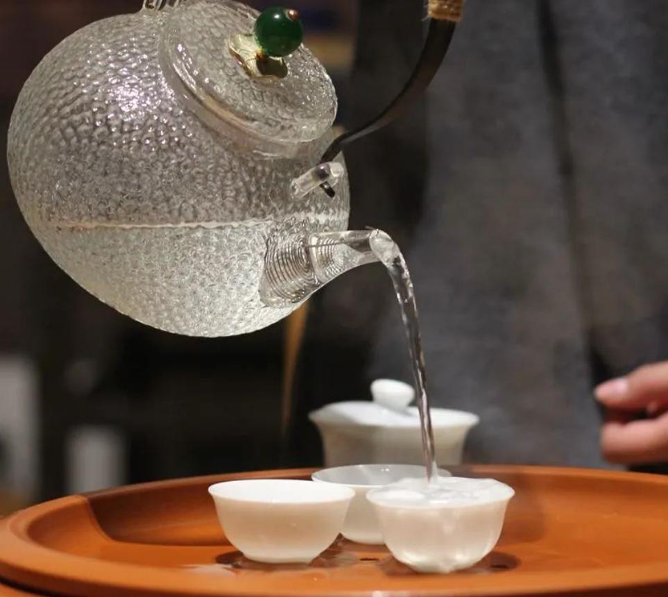 煮茶泡茶的茶壶茶碗怎样搭配好看,适合年轻人的煮茶茶具