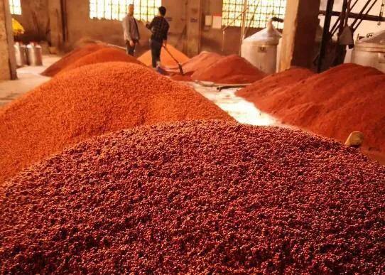 97香港回归纪念币现在能卖多少钱,1997香港回归纪念表值多少钱