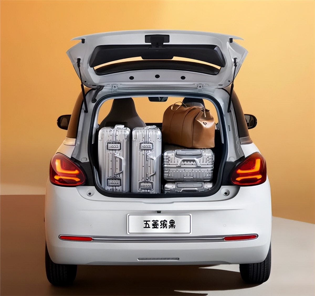 五菱缤果电动车2023款高配版价位,五菱新款缤果电动汽车多少钱