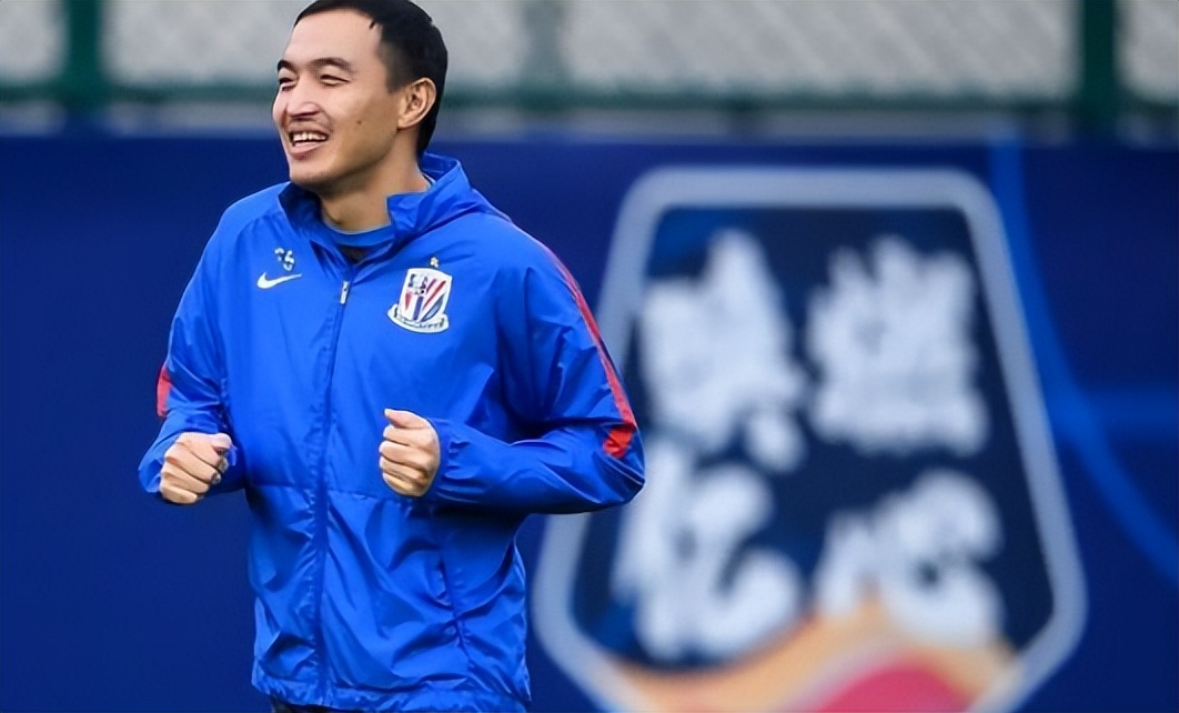 冯潇霆续约,申花签下冯潇霆吗