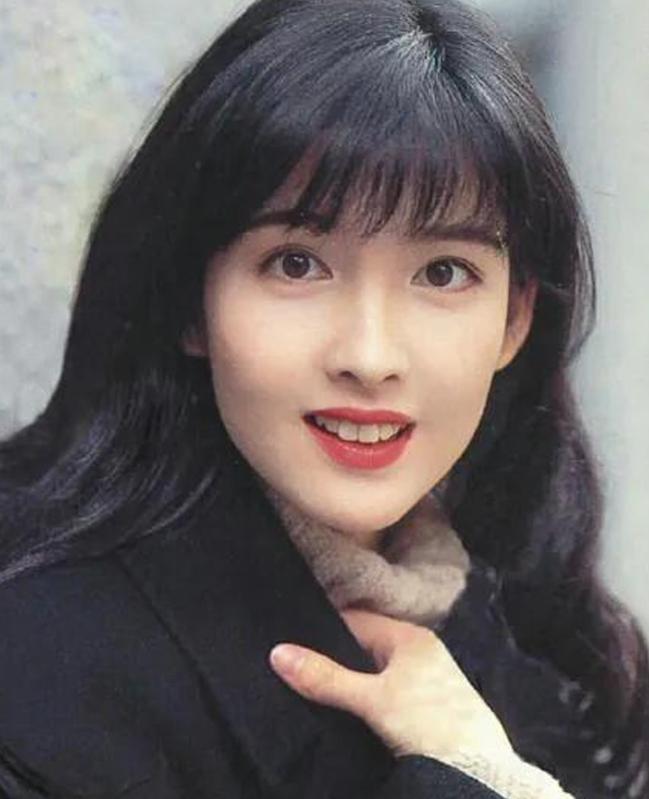 烤瓷牙的明星,烤瓷牙的明星都有谁