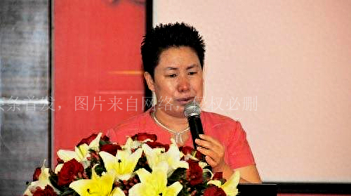 找成龙代言后霸王洗发水发展如何？为何创始夫妻会于香港展开内斗