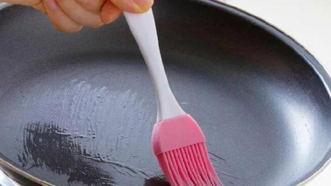 自攻螺丝木板开裂,怎样给木板拧螺丝不裂开