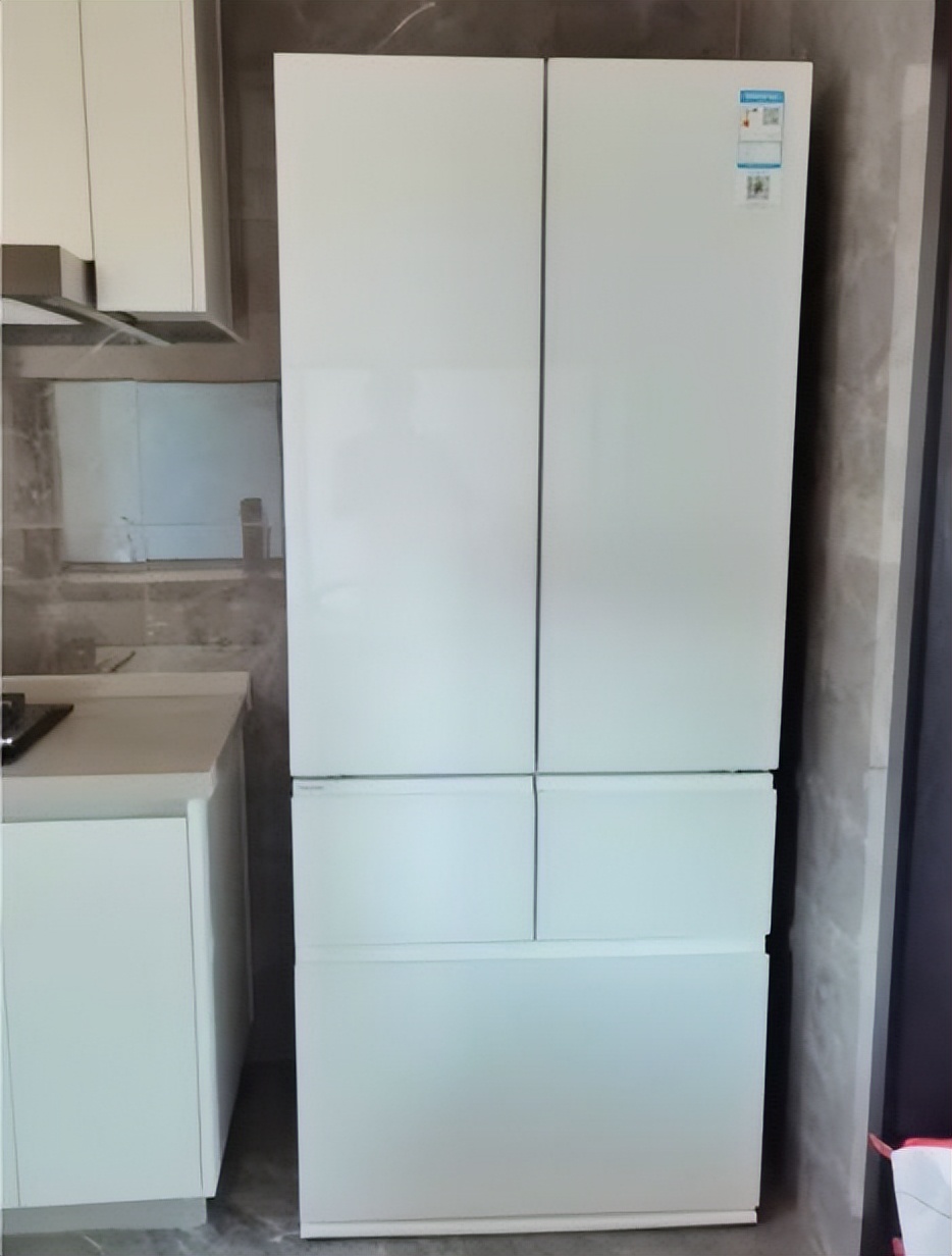 上万元的冰箱好还是便宜的好,一万多的冰箱和几千块的冰箱