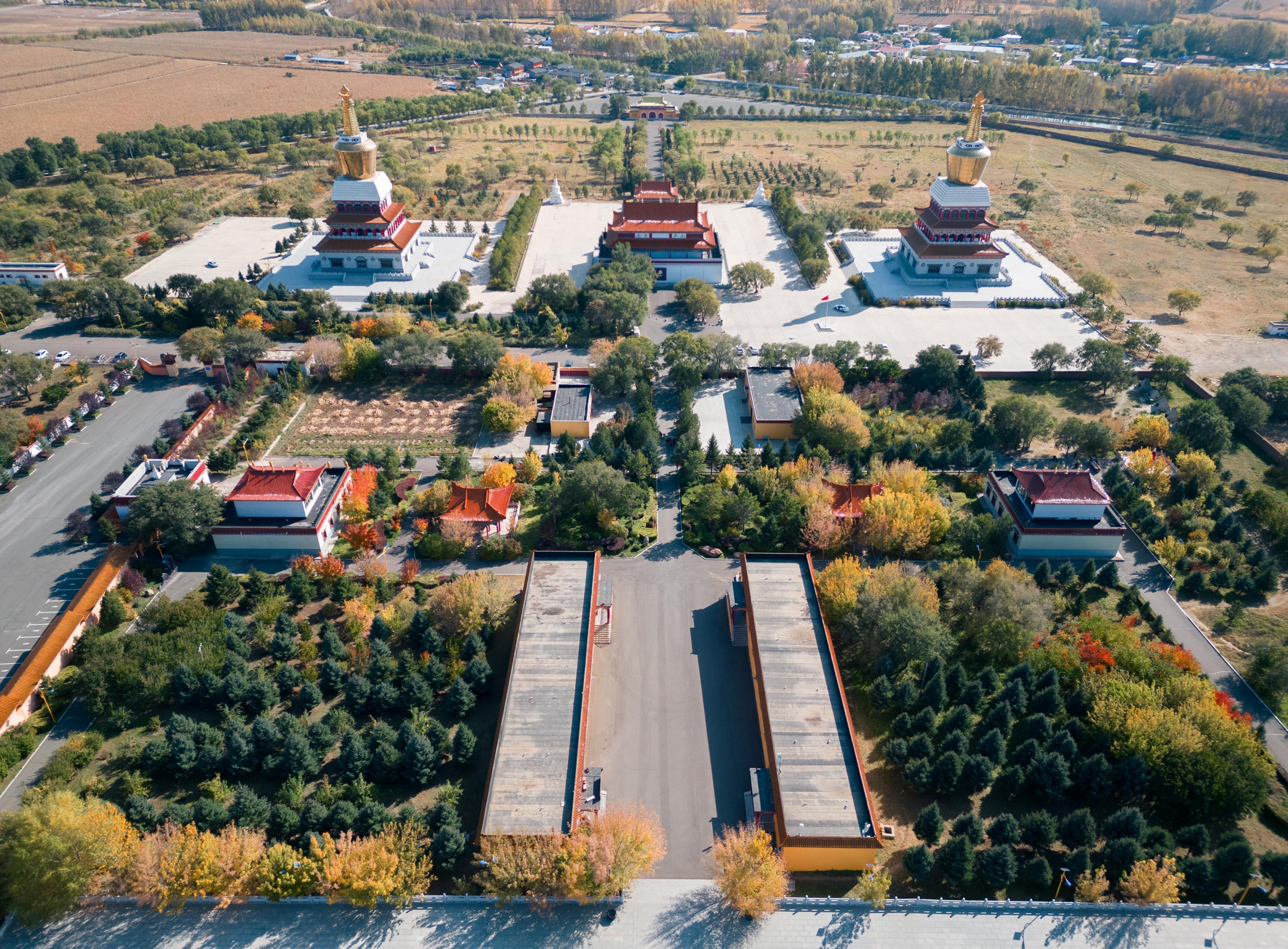 兴安盟旅游景点排行榜葛根庙,秋日登高观美景