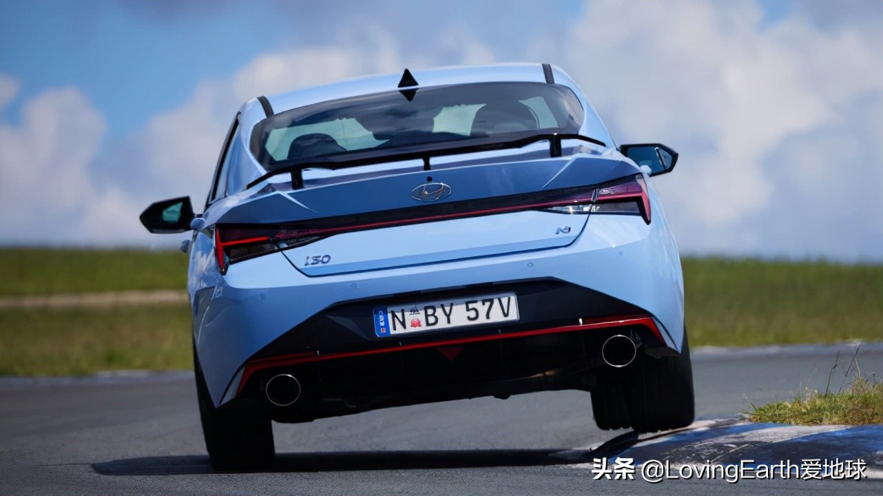 最新款现代i30试驾视频,10款现代i30怎么样