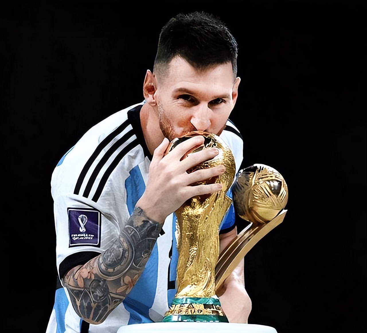 南美三杰马拉多纳,三球王故事