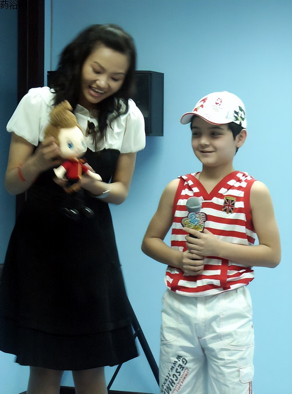 童星阿尔法二十年模样变化,童星阿尔法5岁火遍全国