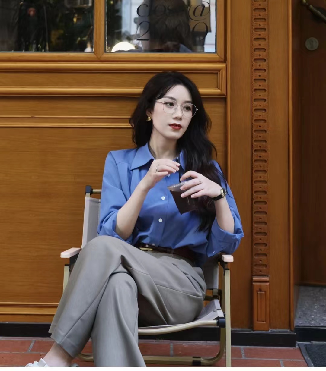 男卡其色上衣配什么颜色下装好看,卡其色里面搭配什么颜色好看