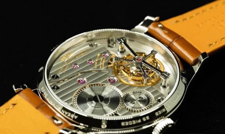 在柬埔寨干得风生水起的80后连江人,东盟峰会领导人礼品由他生产