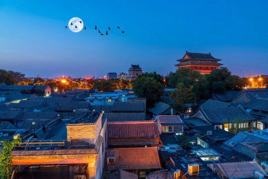 感悟人生夜深人静的经典诗词,此生必读的8首时光诗词