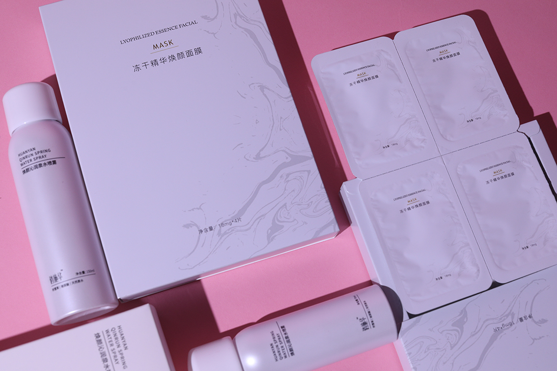 俏施华冻干面膜,水光透亮白皙冻干面膜