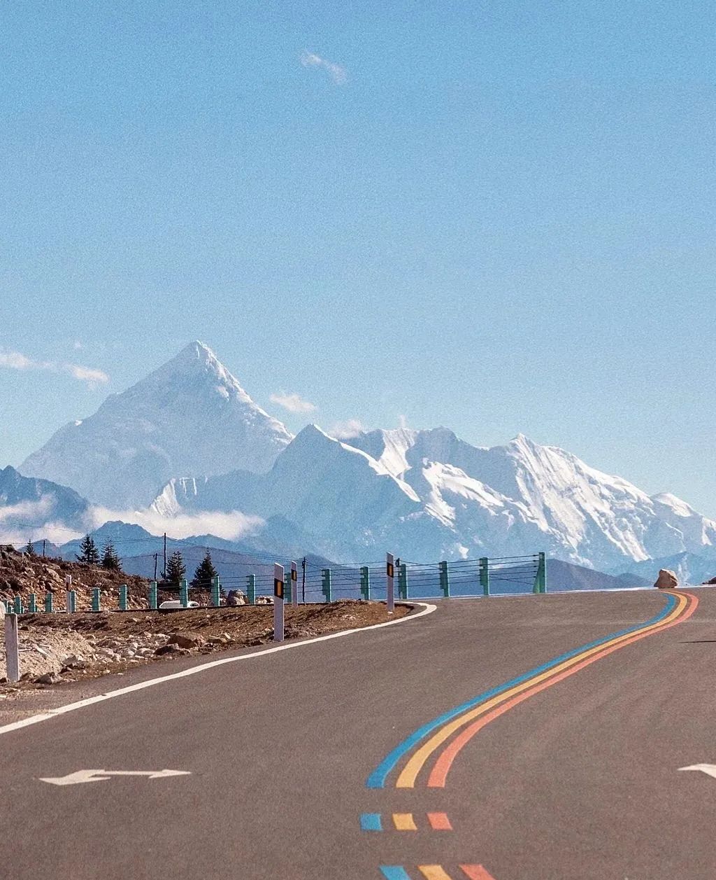 火出圈啦,甘孜文旅局长化身侠客火出圈