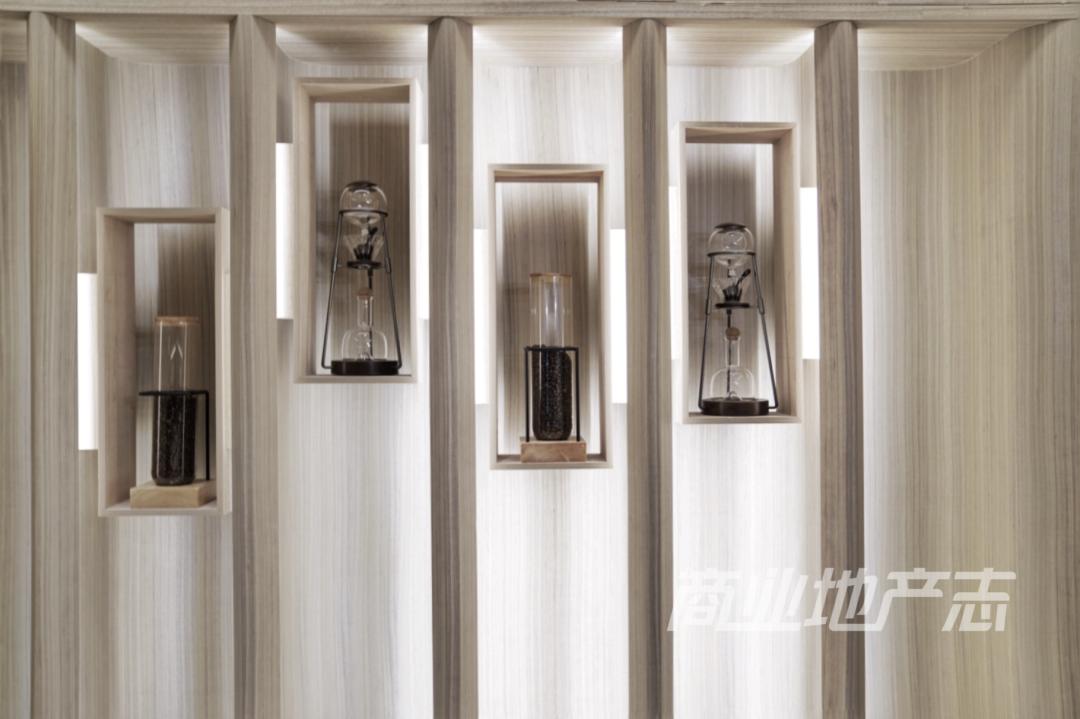 为了提升观察海口万象城的本地化视角,我在海口住了一整周