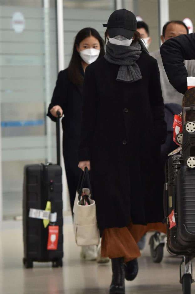 宋慧乔真是小个子女生穿搭楷模,小个子宋慧乔穿搭风衣