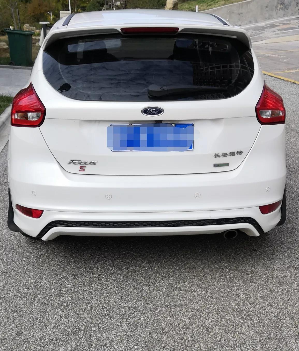 2015款福克斯1.5t两厢运动评测,2015款福特福克斯1.5t运动