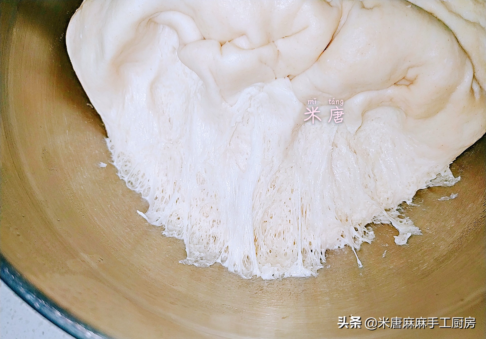 米唐麻麻吐司视频,轻松get简单又好吃的蒜香吐司