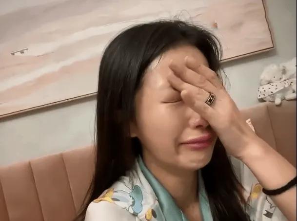 早上起来眼睛肿中医怎么分析,中医眼睛哭肿了怎么消肿