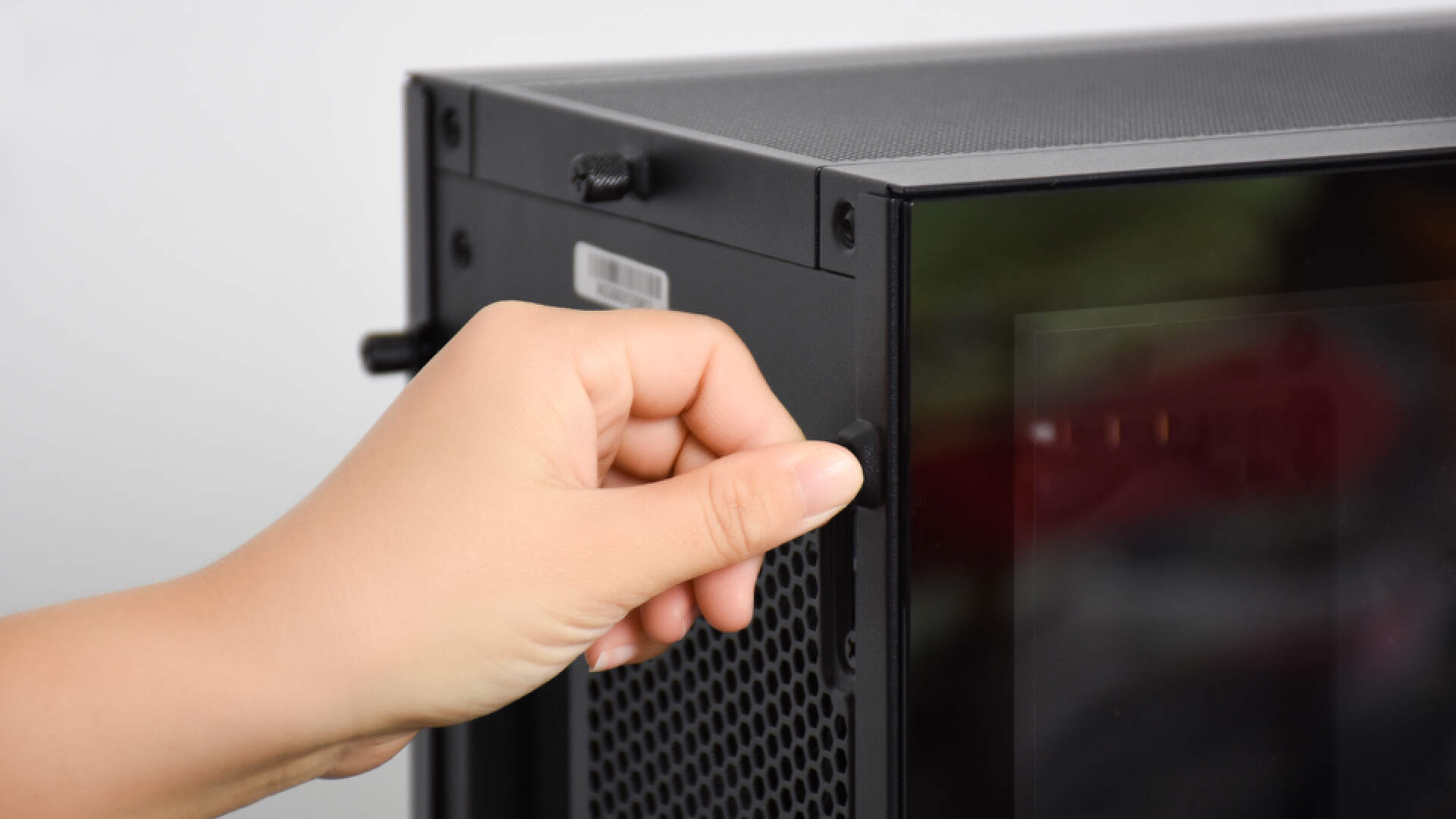 主流海景房机箱配置,montech机箱