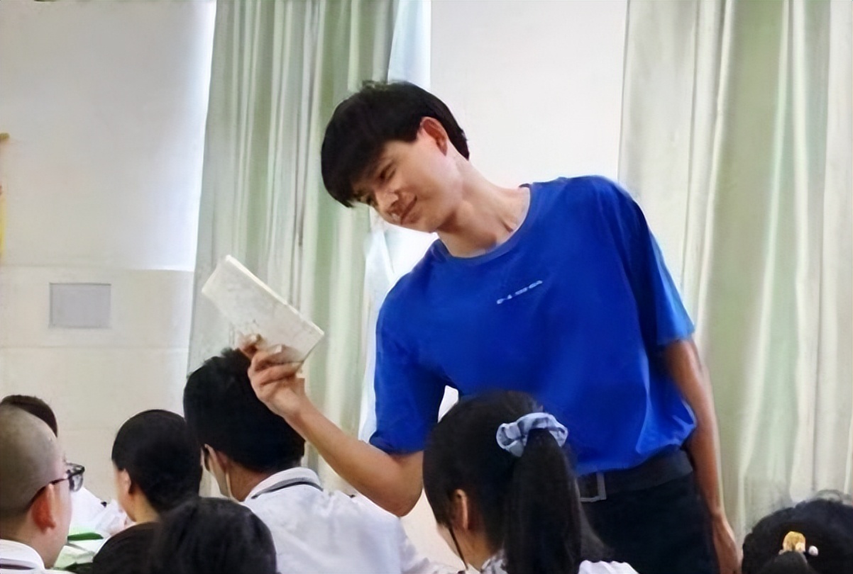 师范毕业后考研与不考研的区别,师范类学生考研跟实习有冲突吗