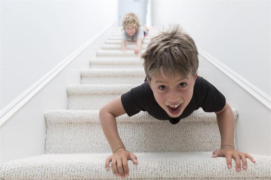 教育孩子勇敢坚强不怕困难的电影,对孩子克服困难的教育意义的电影