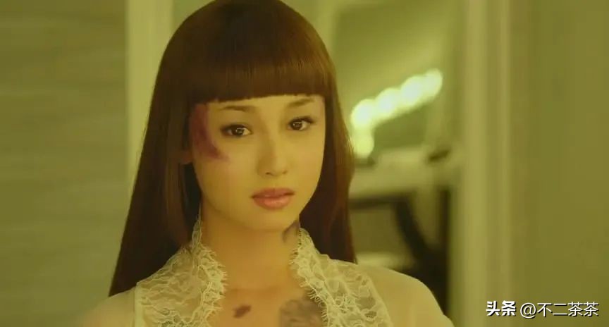 “恶之花”泽尻英龙华：天选之女沦为阶下囚