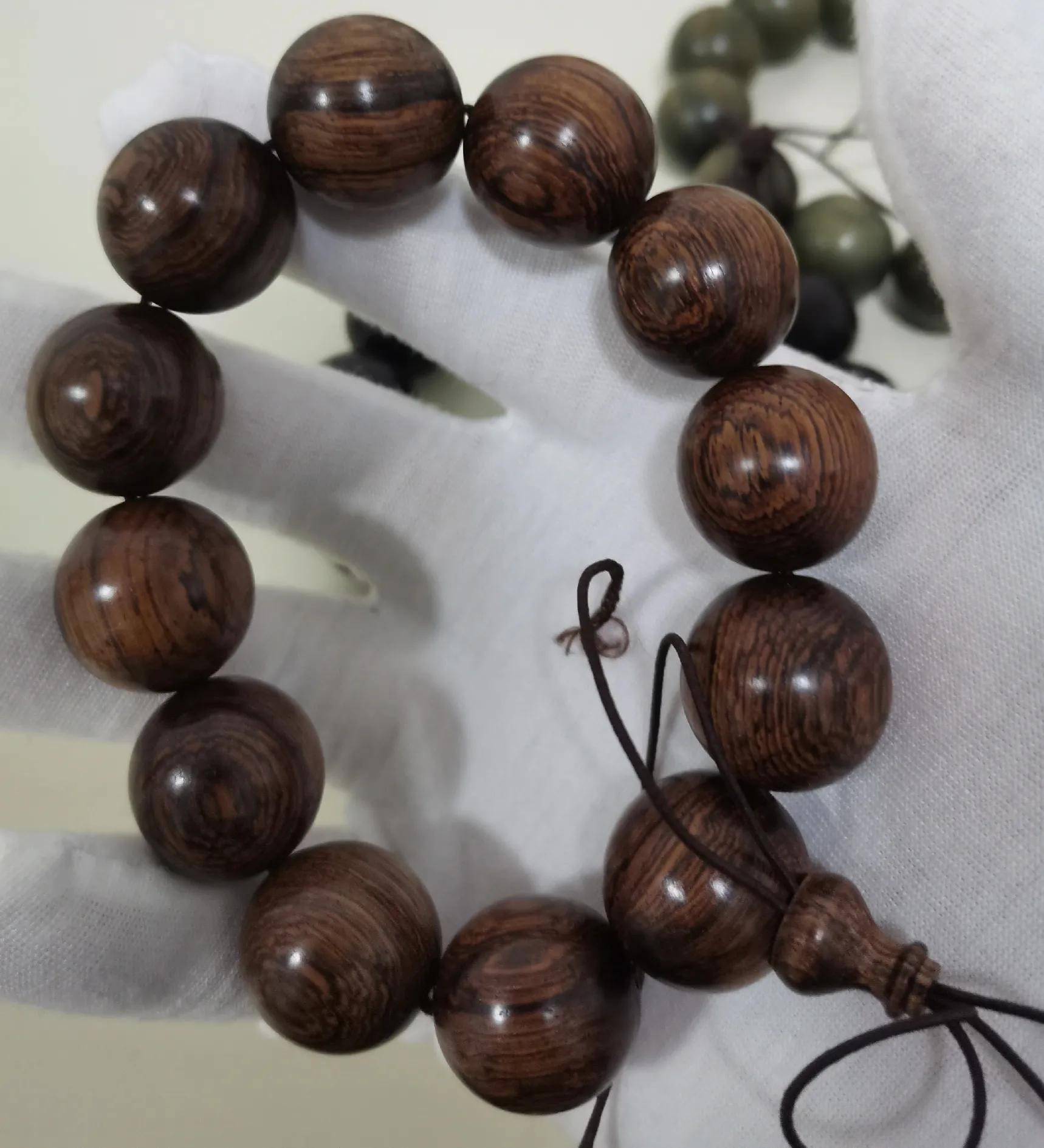 红木手串怎么盘玩,红木手串盘玩方法