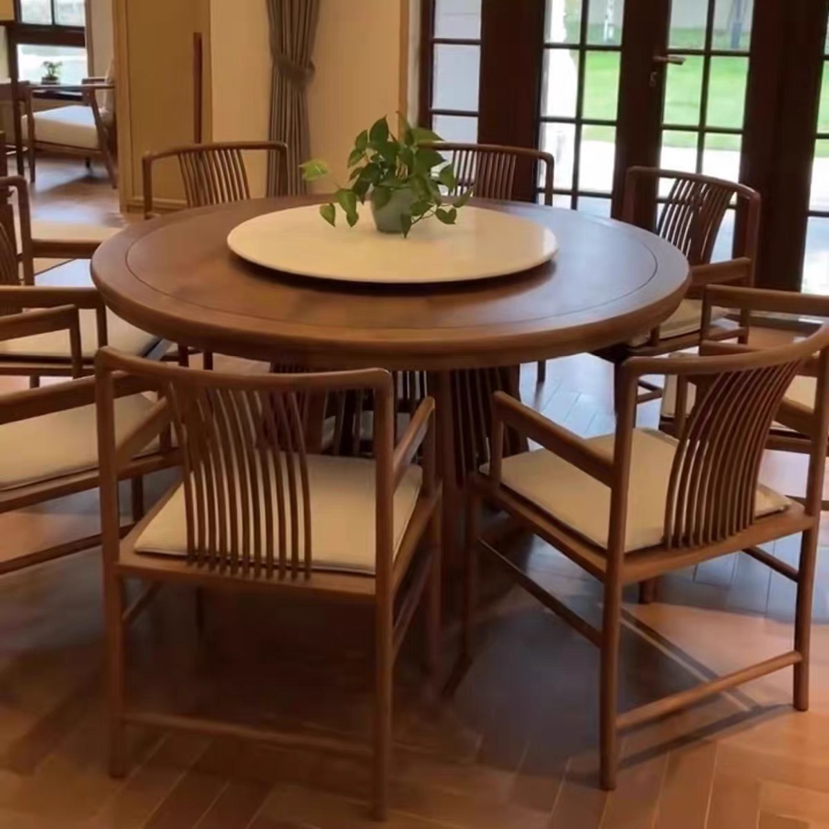 新中式实木餐桌带转盘圆形饭桌,新中式圆形餐桌