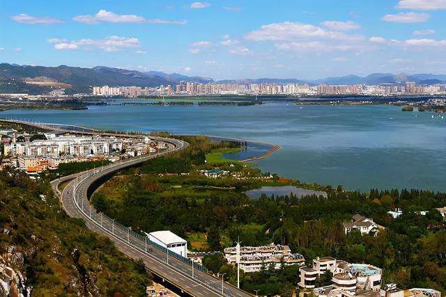 云南各地对男女的称呼,云南人怎么称呼外地人