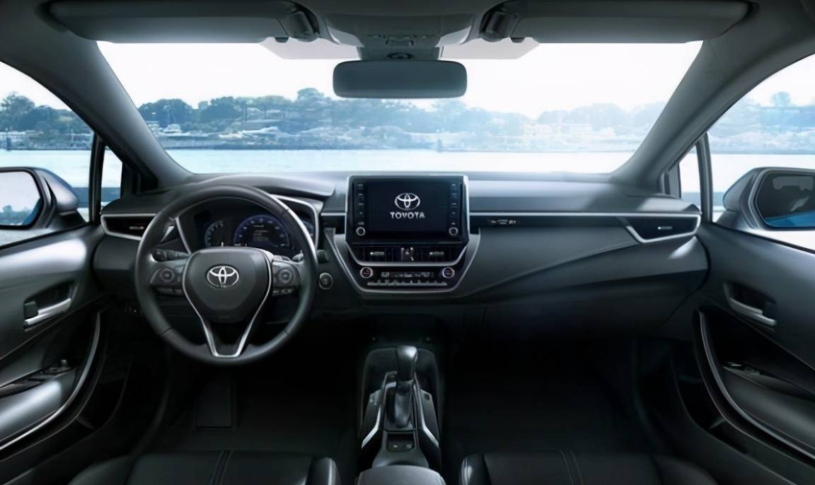 家用车省油的有几款车型推荐一下,什么车省油又便宜外观适合年轻人