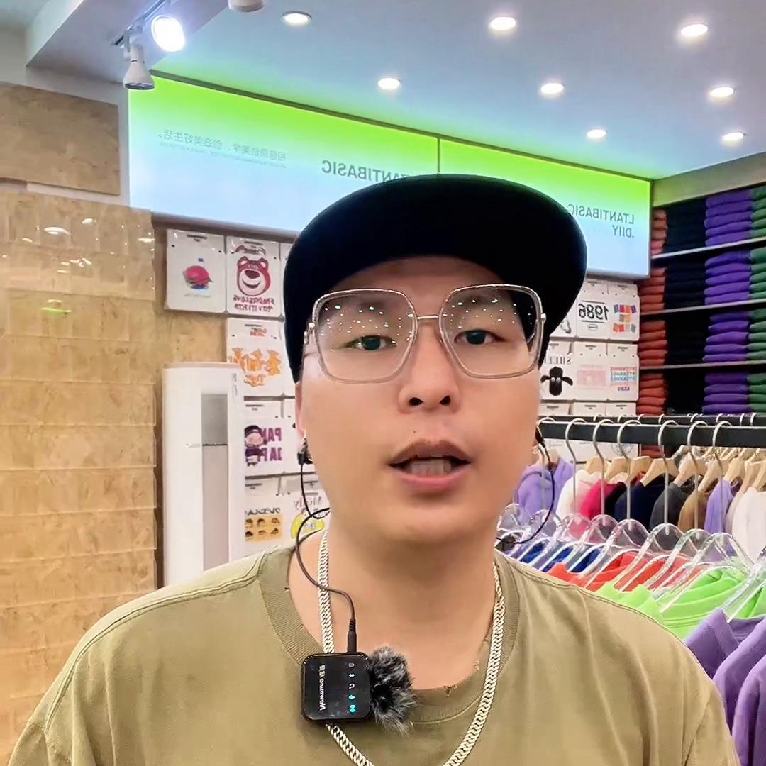 服装店怎么抓住每天的人流量,服装店的线上流量到底怎么做