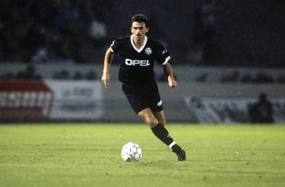 帕潘狂飙30球无人撼动射手王座——记1989/90赛季法甲射手榜